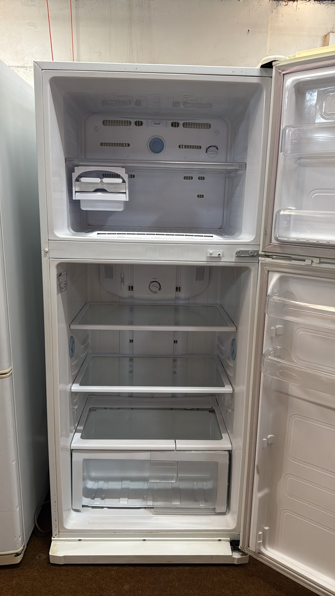 Samsung Fridge Freezer Top Mount 431L, SR430MW (33789)