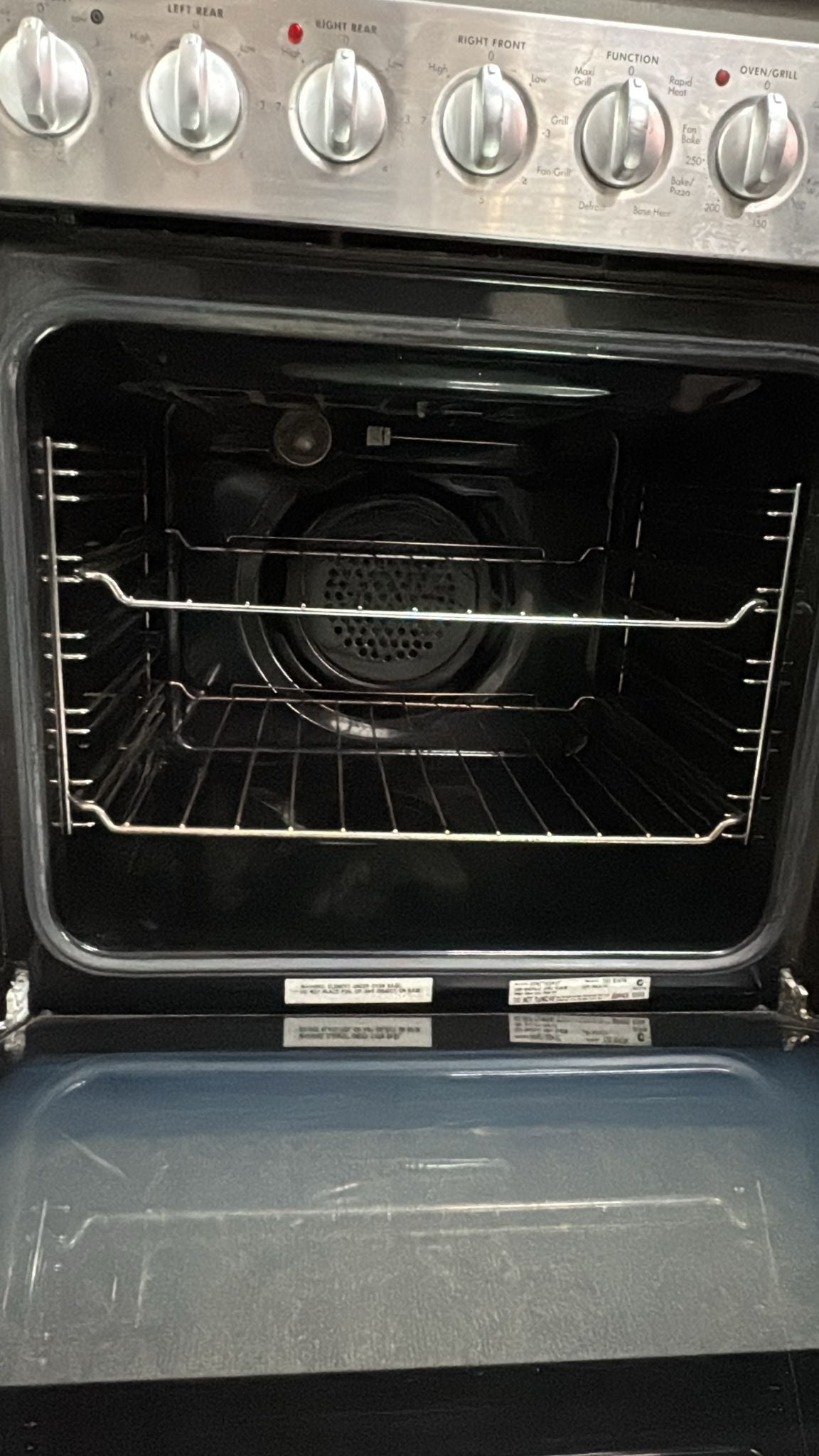 Westinghouse Electric Underbench Oven + Cooktop PPN778S*37 (32781)
