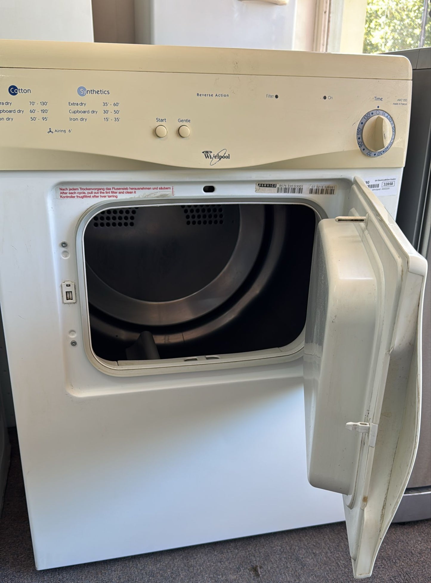 Whirlpool Dryer 5kg AWZ220 (32858)