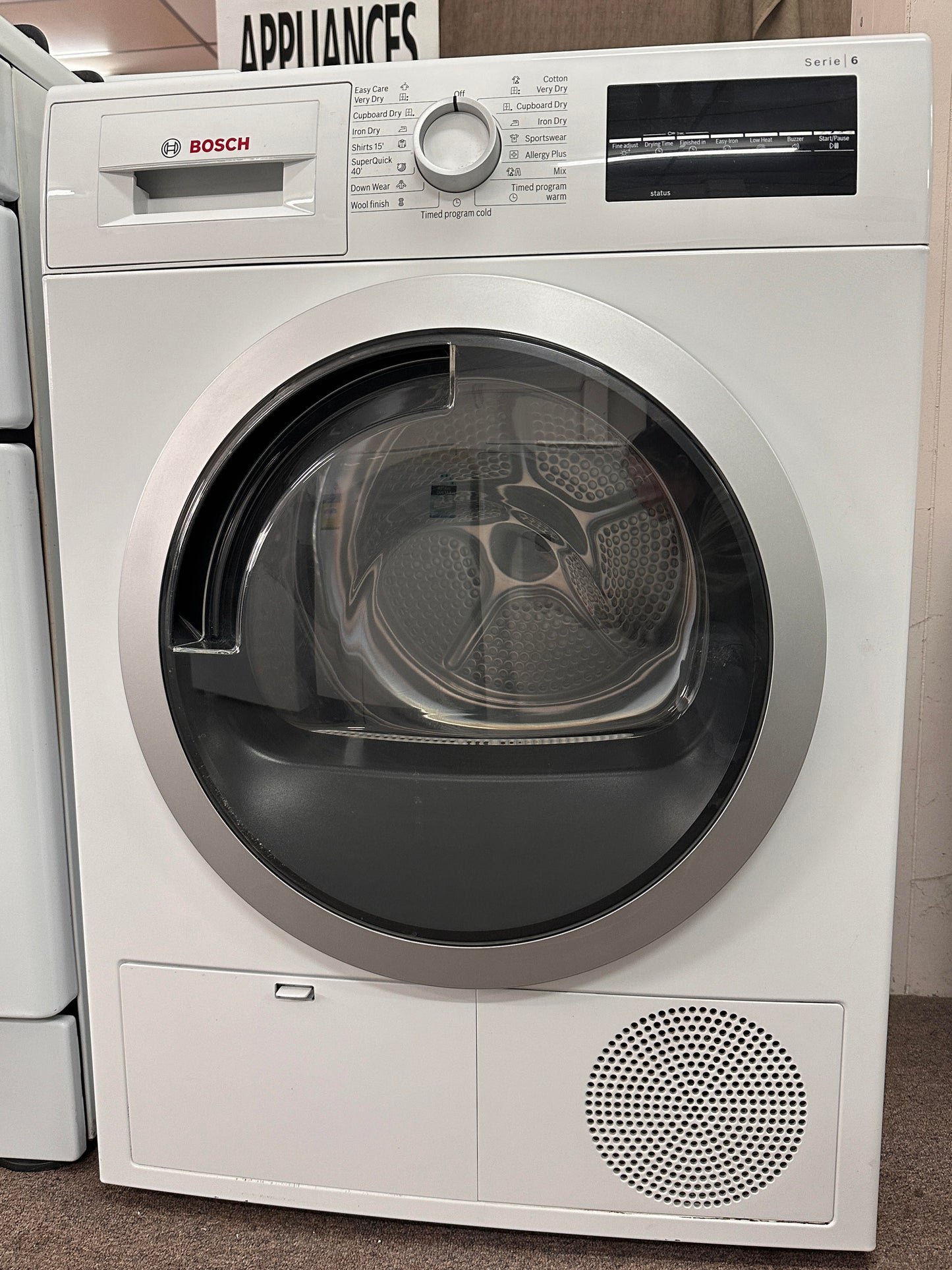 Bosch Series 6 condenser tumble dryer 8 kg WTG86400AU