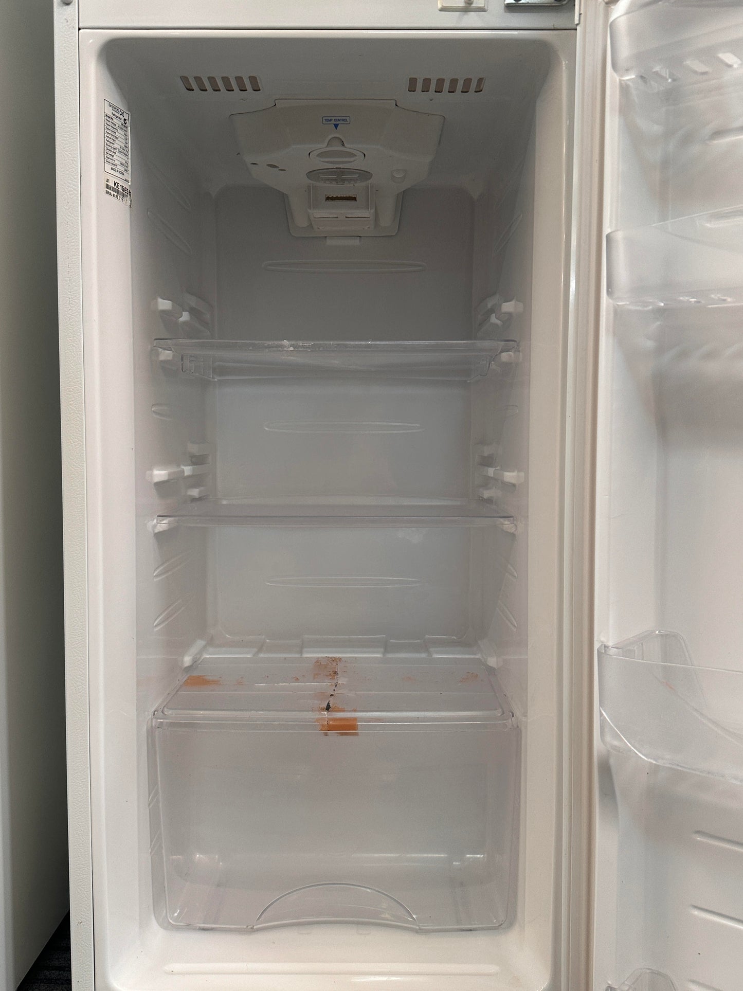 DAEWOO Top Mount Fridge Freezer 246L FR-291W