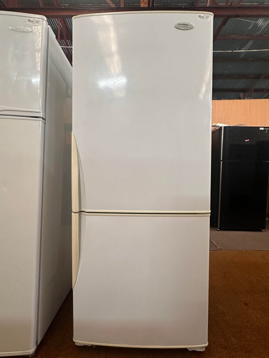 Westinghouse Bottom Mount Fridge Freezer 420L BJ425S-R