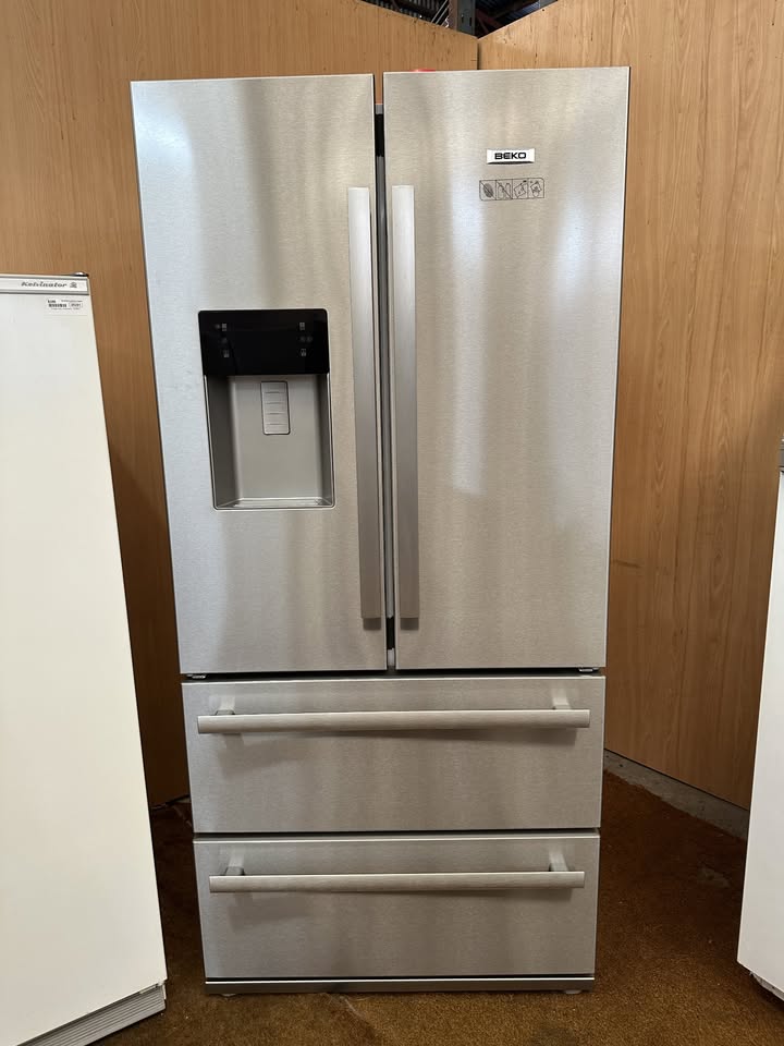 Beko French Door Fridge Freezer 605L GME60520DX (29293)