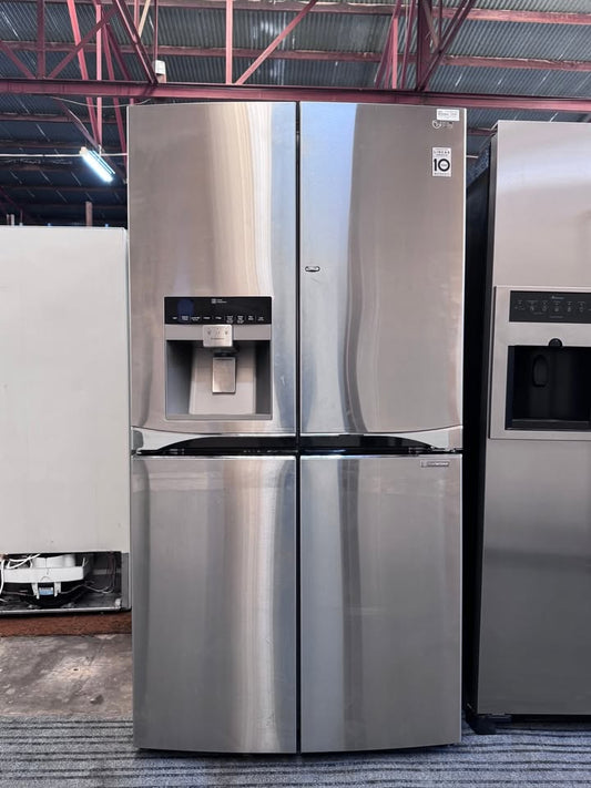 LG French 4 Door Fridge Freezer 688L GF-5D906SL 32445
