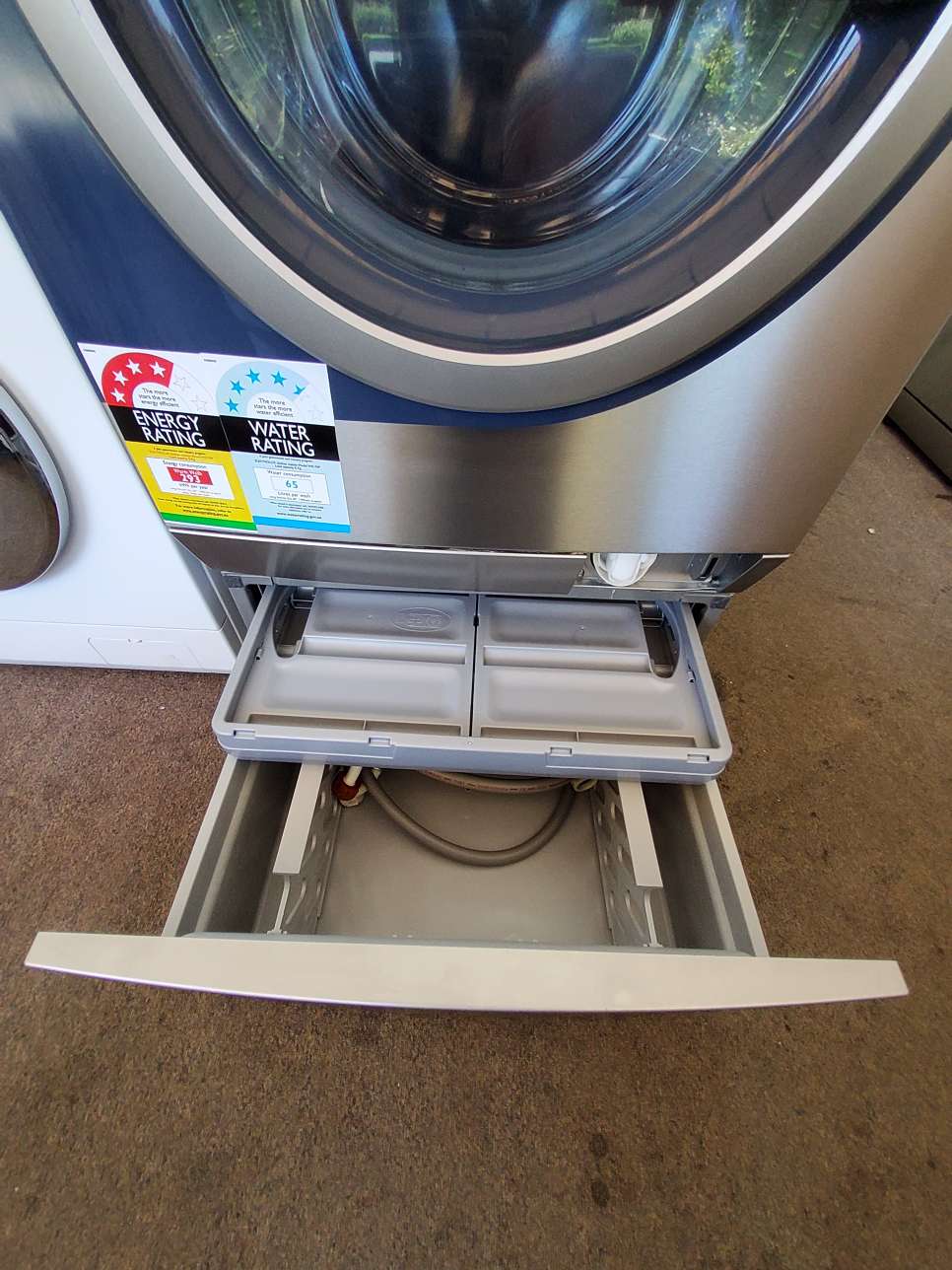 Electrolux Commercial Front Loader Washing Machine 8kg WE170P