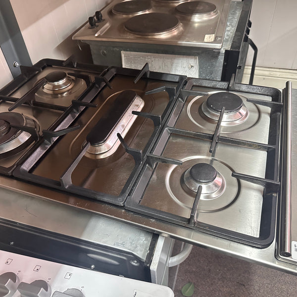 Smeg 5 Burner Natural Gas Cooktop 900mm