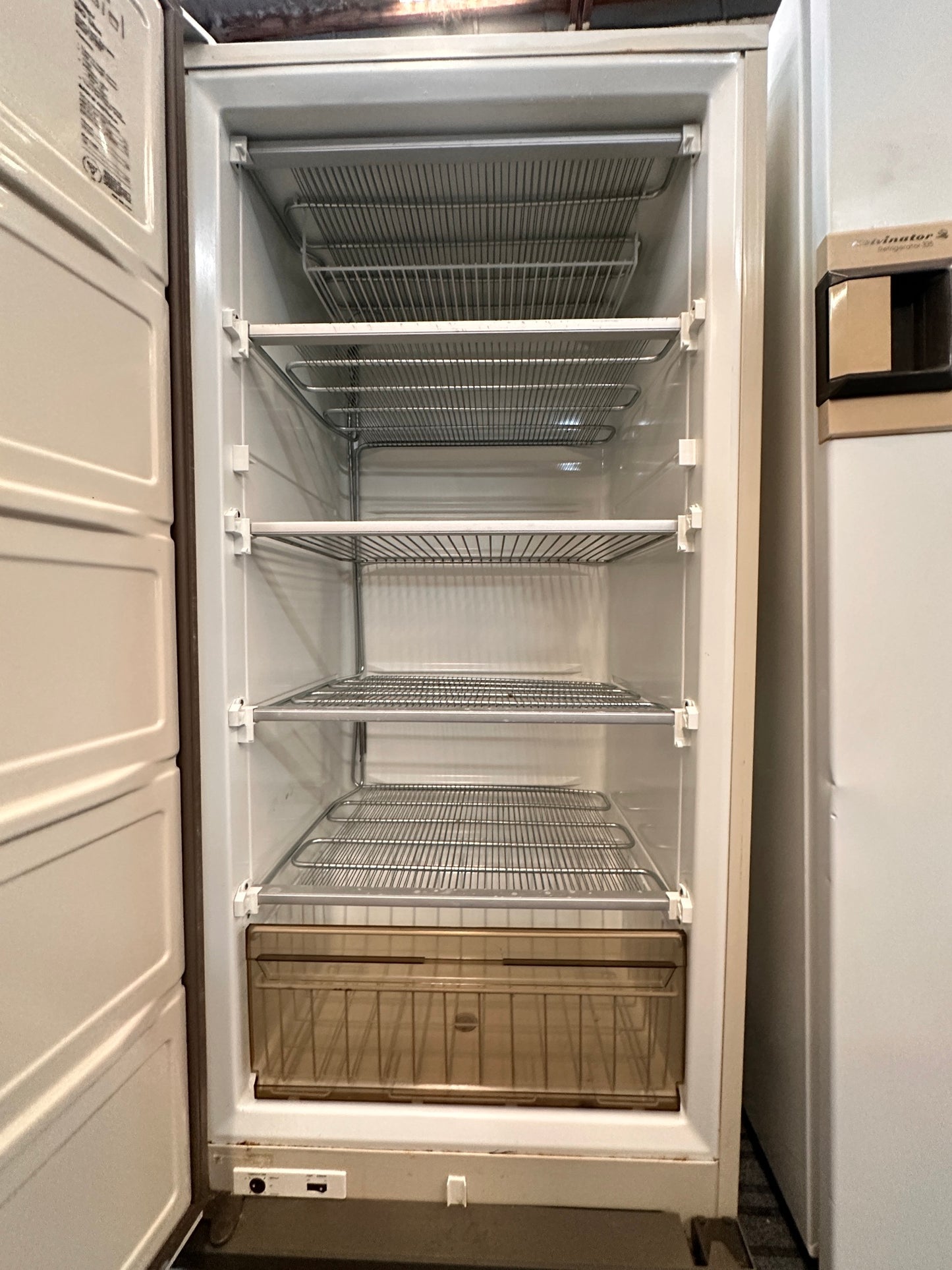 Phillips Freestanding Freezer 310L 97-31S