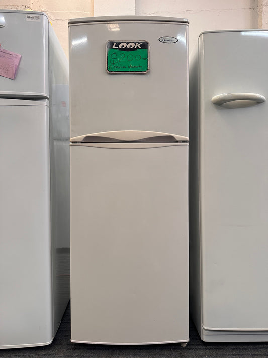 Lemair Top Mount Fridge Freezer 280L RD-280FF