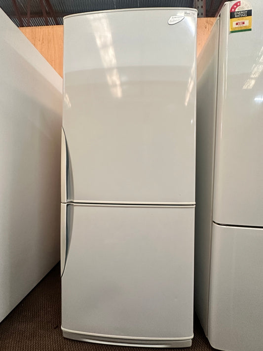 Westinghouse Bottom Mount Fridge Freezer 420L BJ425T-R