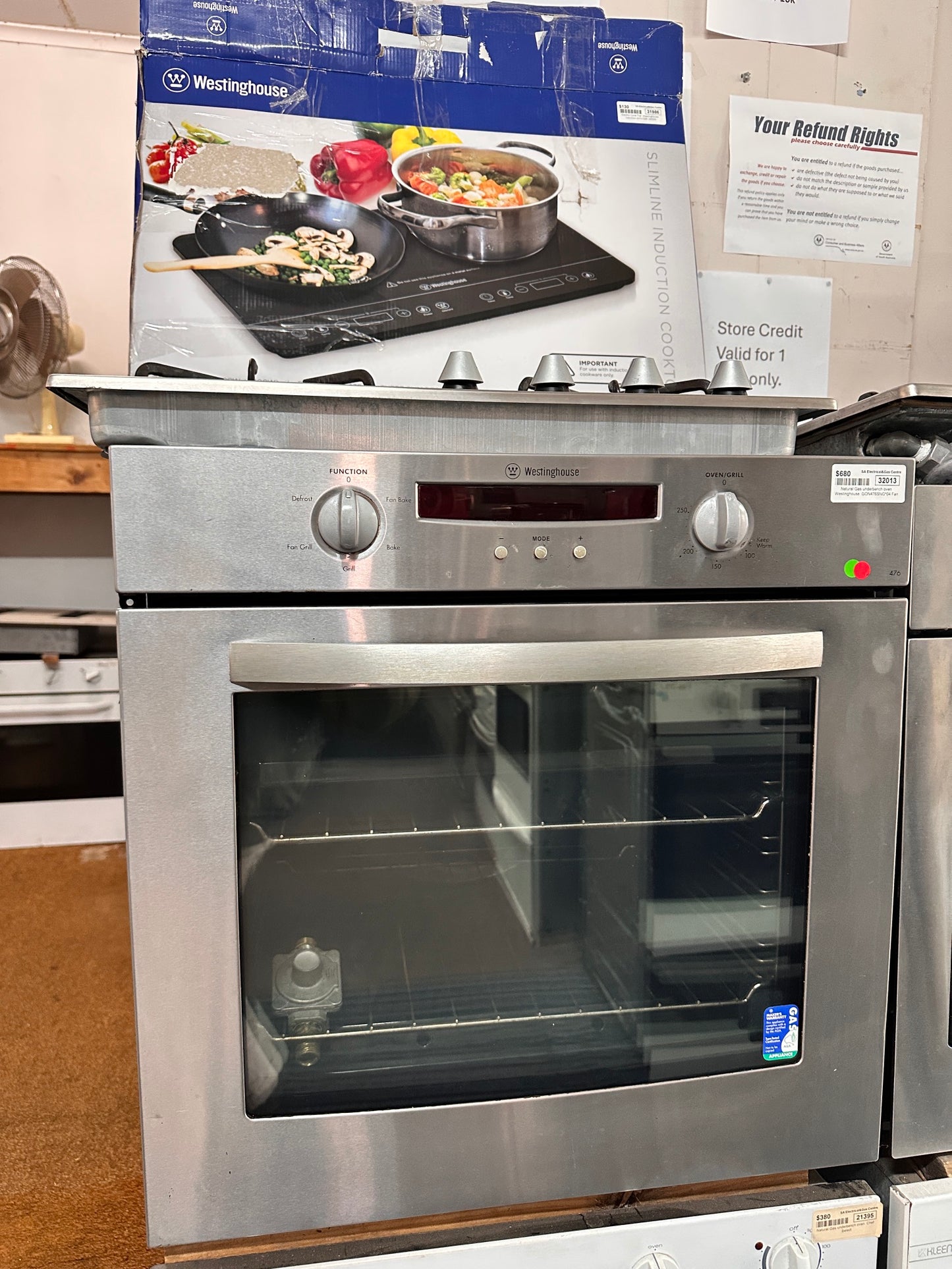 Westinghouse Fan Forced Natural Gas Underbench Oven GON476SNG Stainless