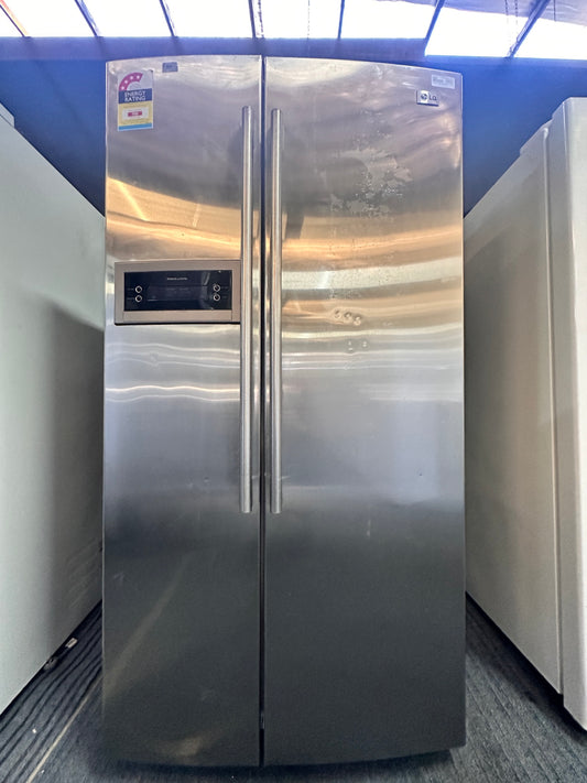 LG Side by Side Fridge Freezer 641L GR-B227STS