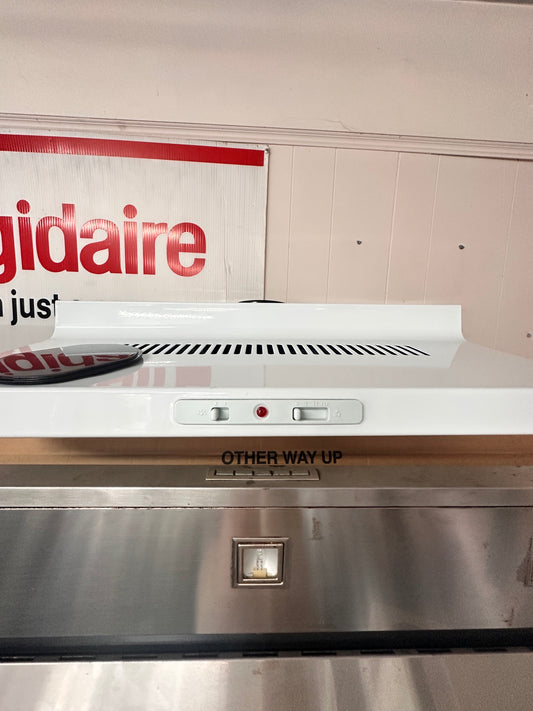 Chef 60cm Fixed White Rangehood CRF610WB