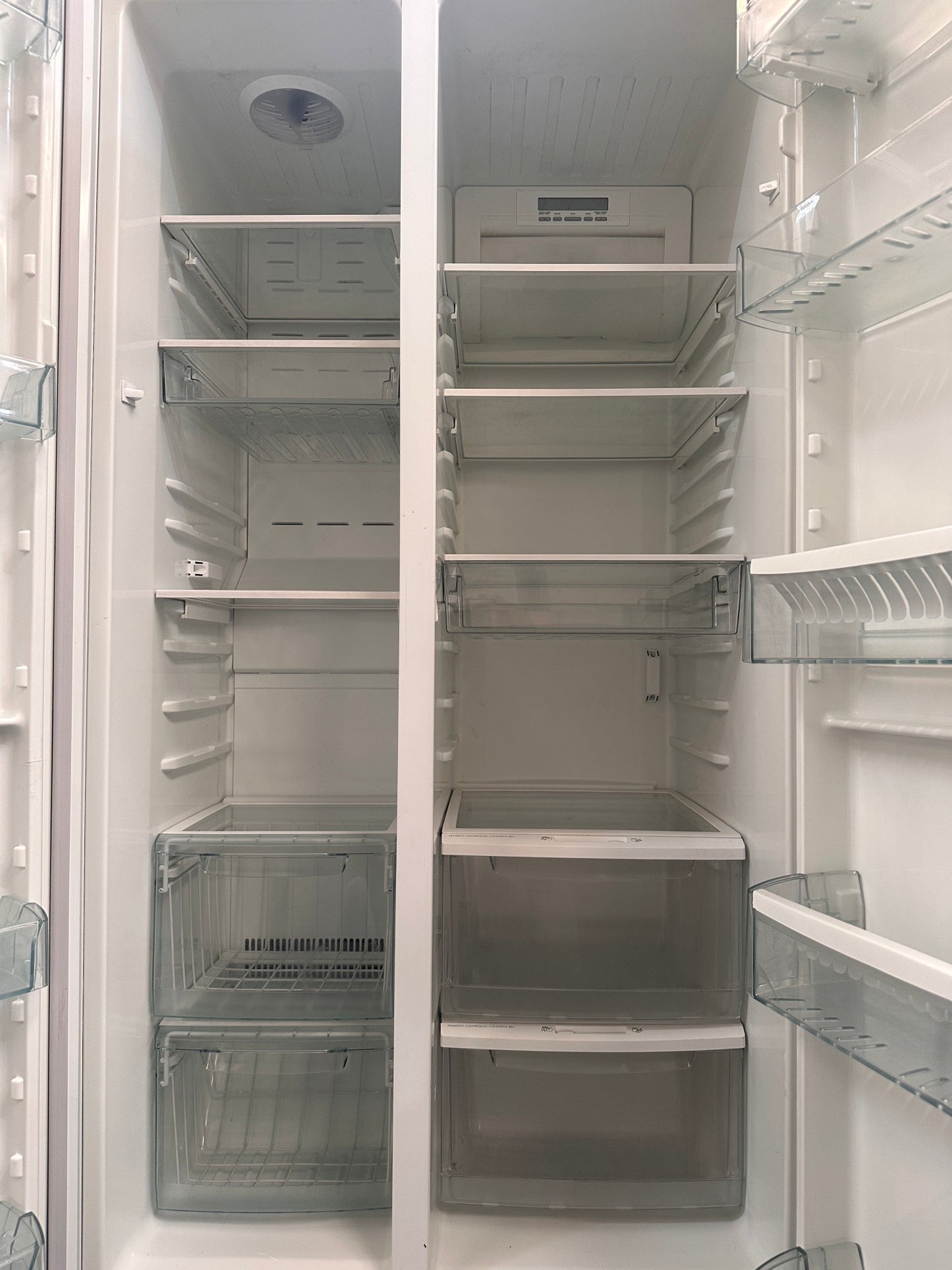 Westinghouse Side by Side Fridge Freezer 606L WSE6100WA*3