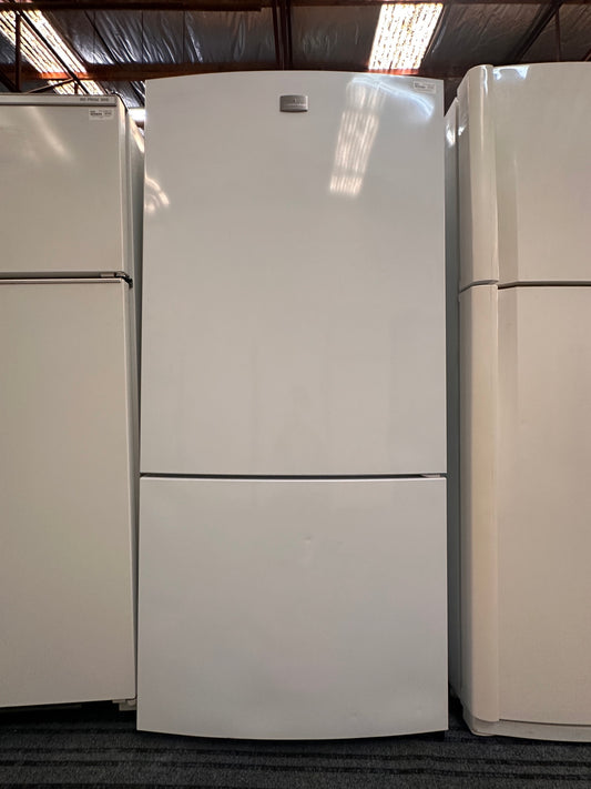 Kelvinator Bottom Mount Fridge Freezer 529L KBM5302WA