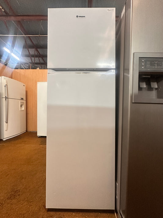 Westinghouse Top Mount Fridge Freezer 369L WTM3400WK