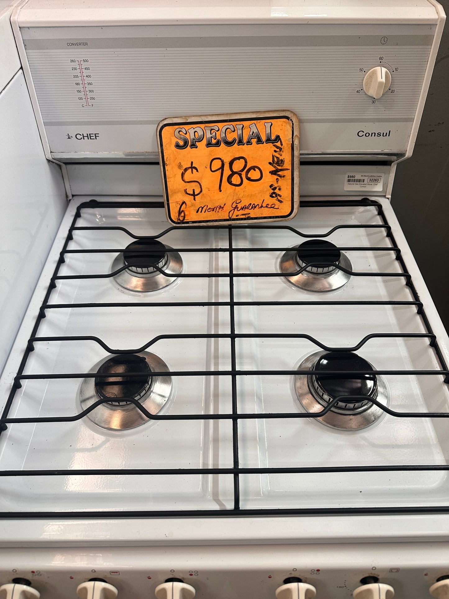 Chef Consul Natural Gas Elevated Stove