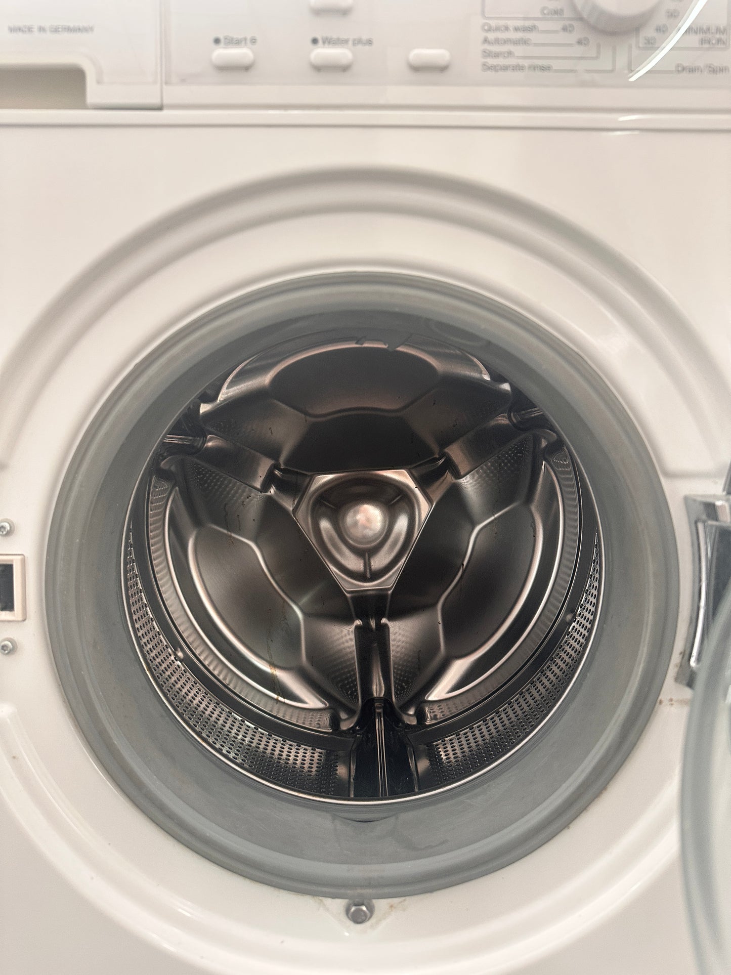 Miele Front Loader Washing Machine 5.5kg W502