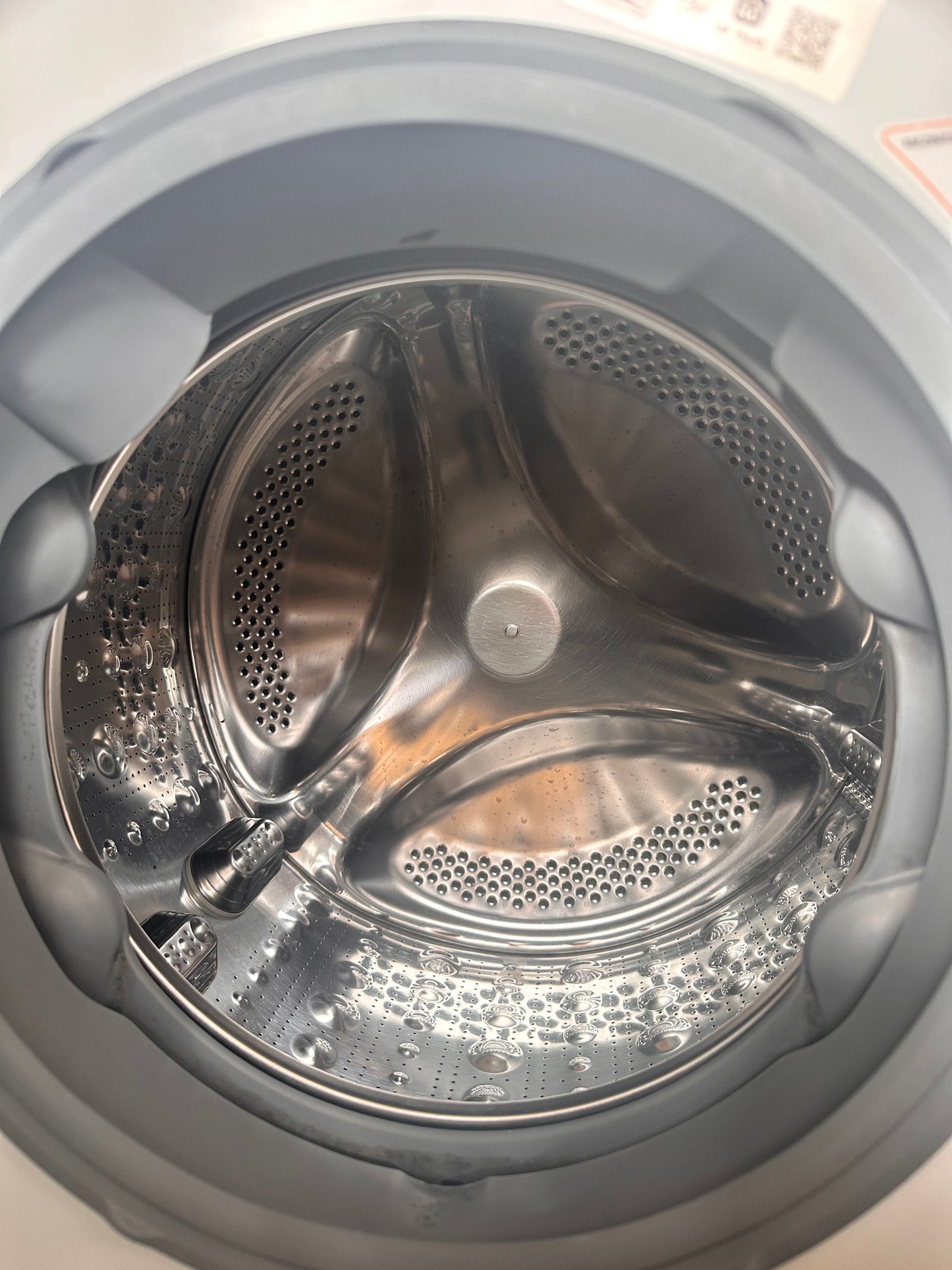 LG Front Loader Washing Machine 9kg WV6-1409W