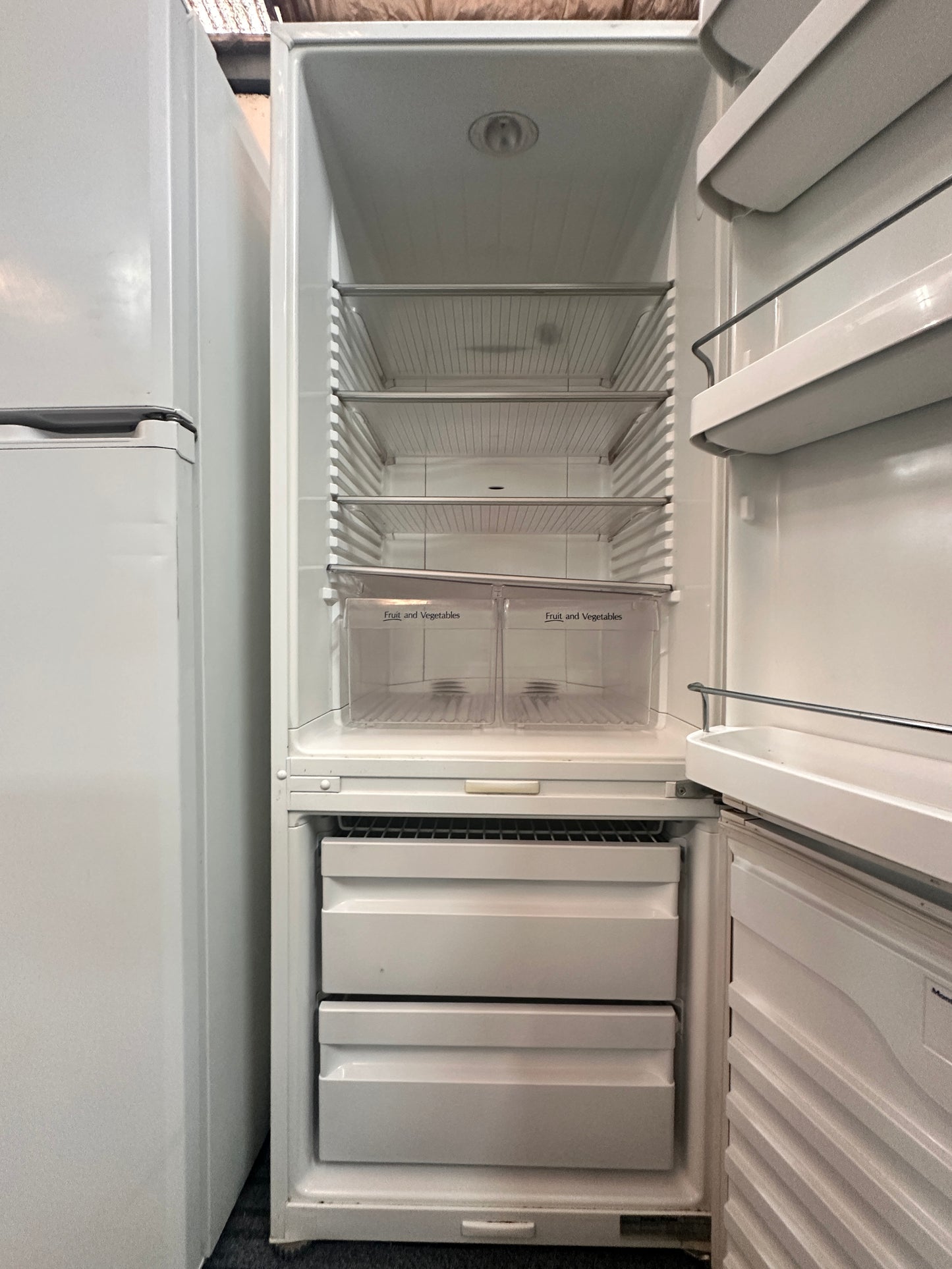 Fisher & Paykel Bottom Mount Fridge Freezer 403L E4026RW