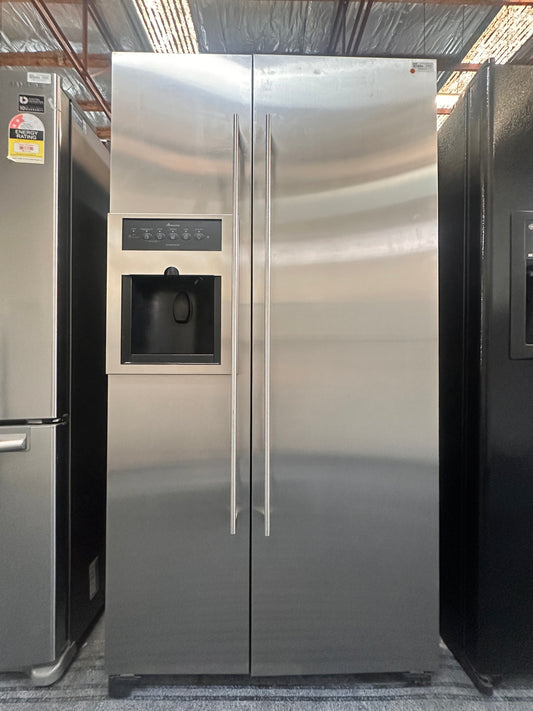 Amana Side by Side Fridge Freezer 661L XRSS465BB  Stainless Steel