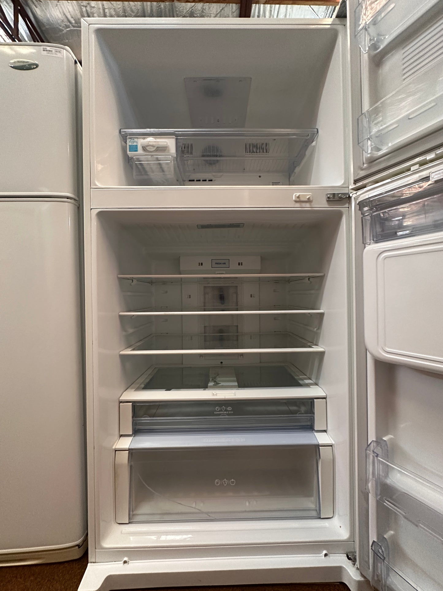 LG Top Mount Fridge Freezer 564L GR559FWDR