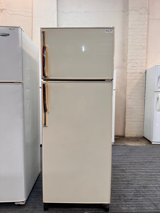 Mitsubishi Top Mount Fridge Freezer 340L MRE-3315W-A