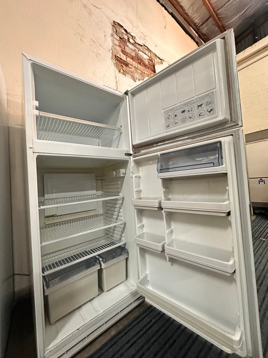 Westinghouse Top Mount Fridge Freezer 390L RE391G-5