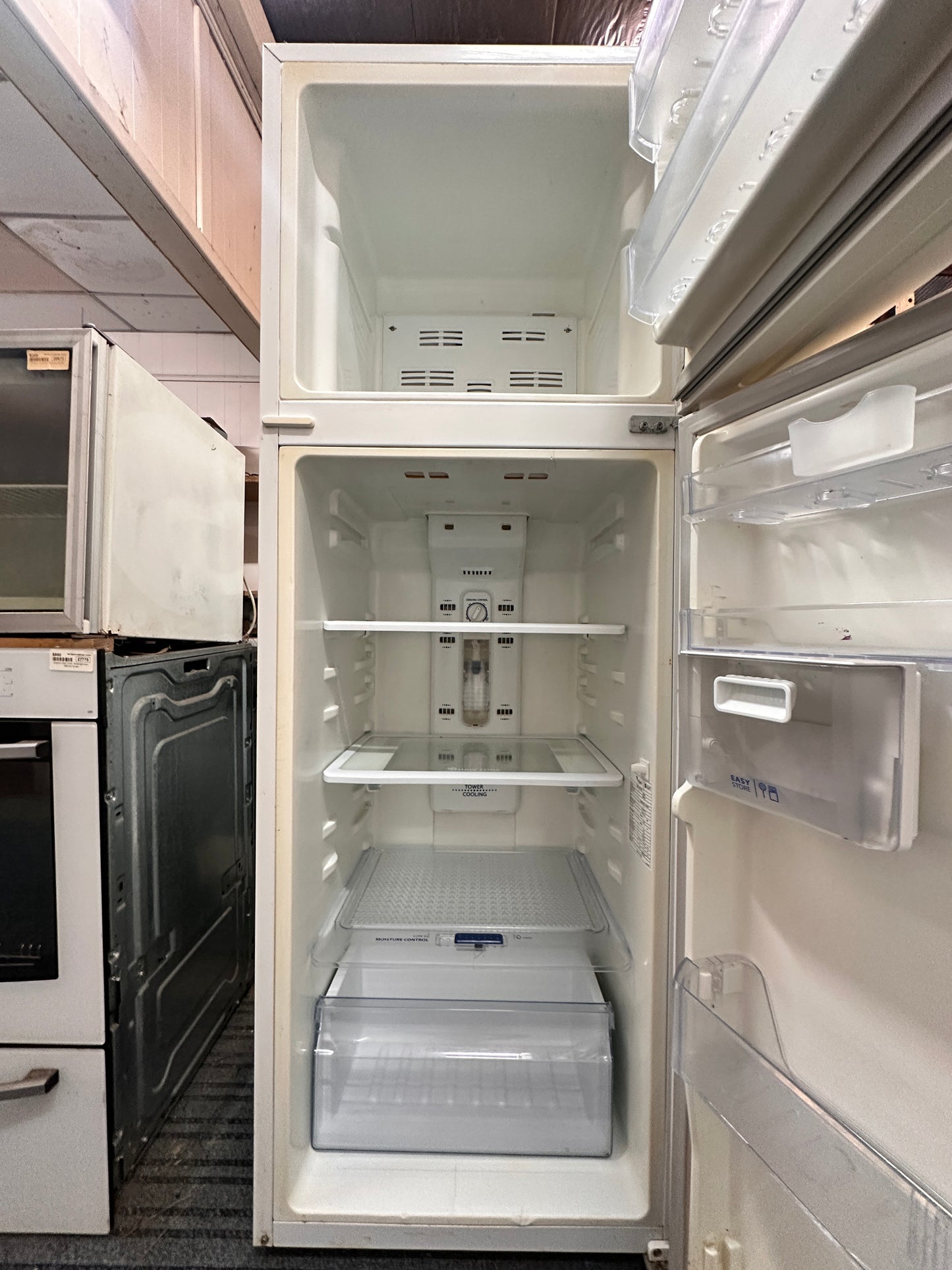 Whirlpool Top Mount Fridge Freezer 360L WRIBT36