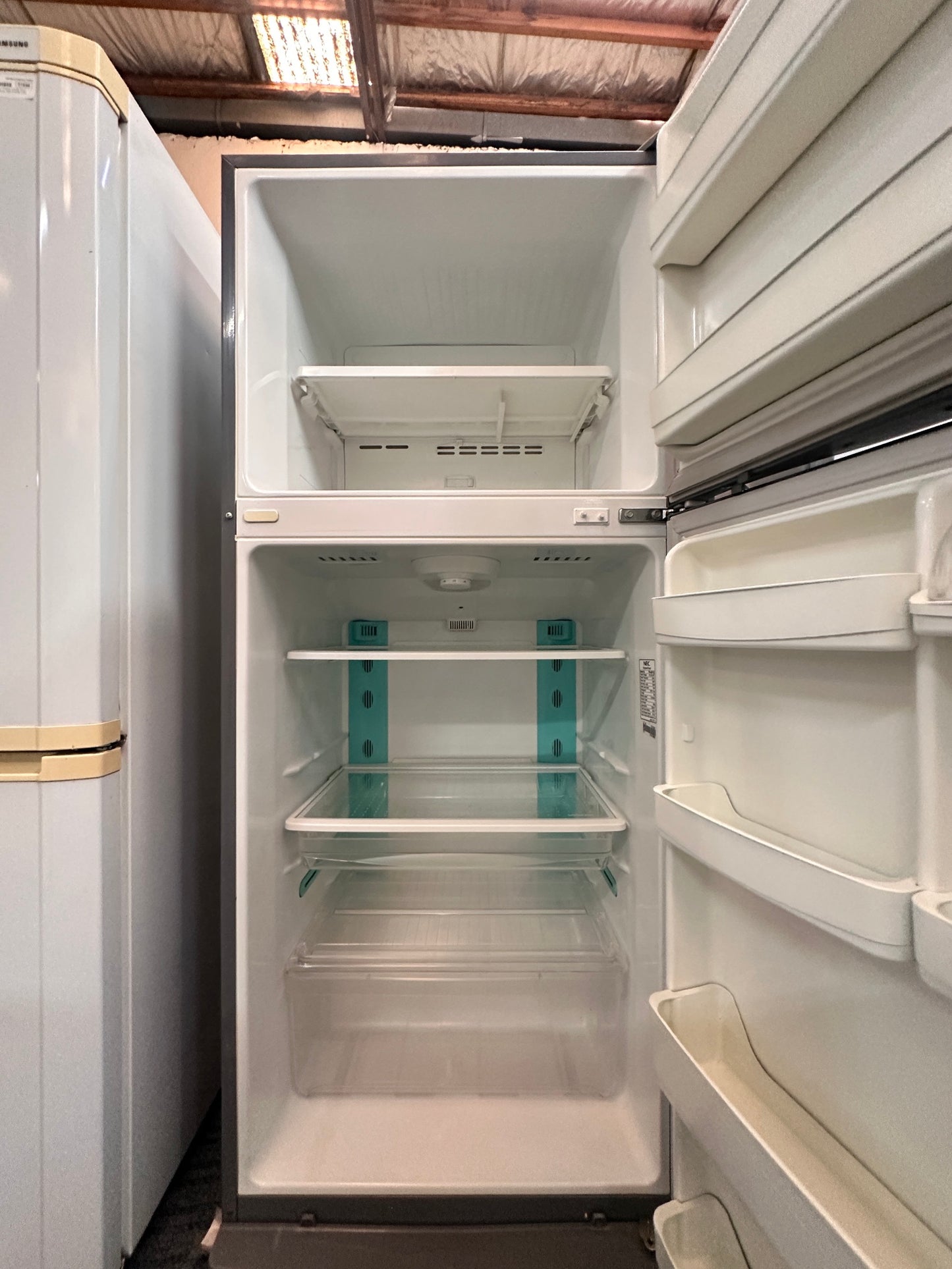 NEC Top Mount Fridge Freezer 405L FR-405P