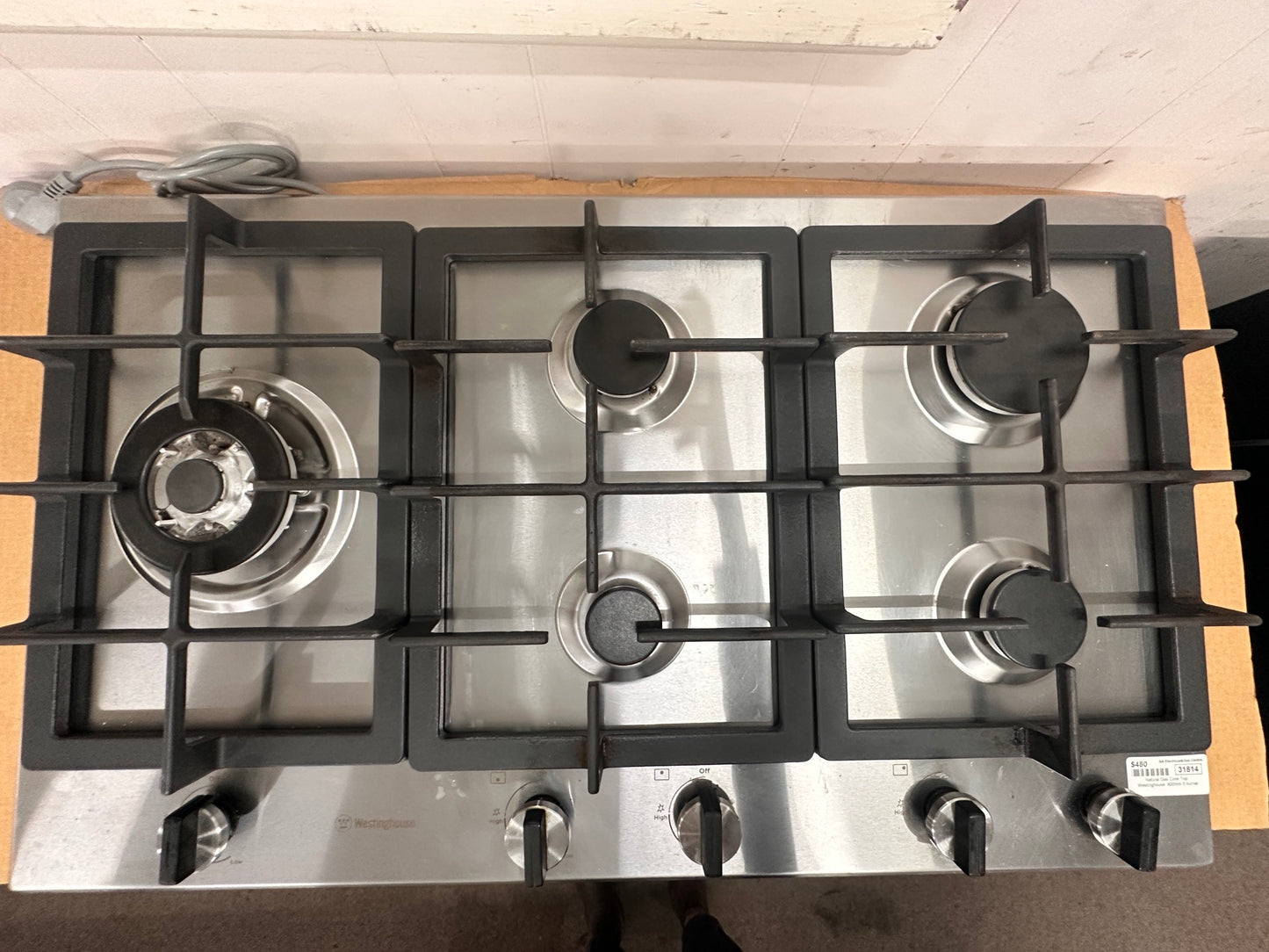 Westinghouse 5 Burner Natural Gas Cooktop 900mm