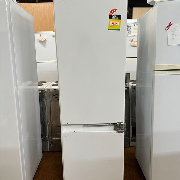 Miele Integrated Fridge Freezer 278L KFN9755IDE