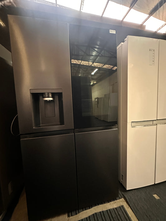 LG French Door Fridge Freezer 642L GF-V700MBLC Black