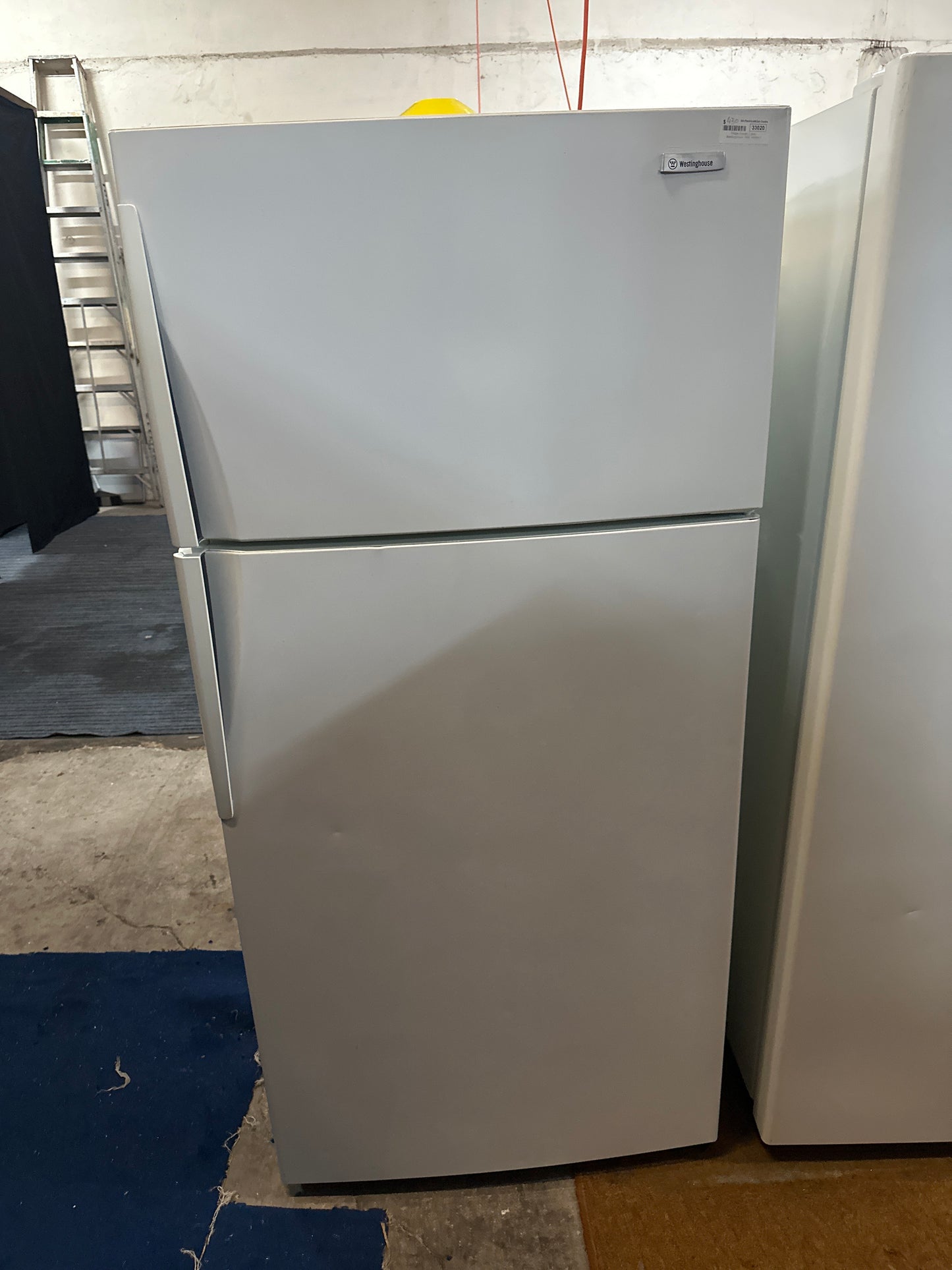Westinghouse Top Mount Fridge Freezer WTM5200WB-R*7 520L (33020)