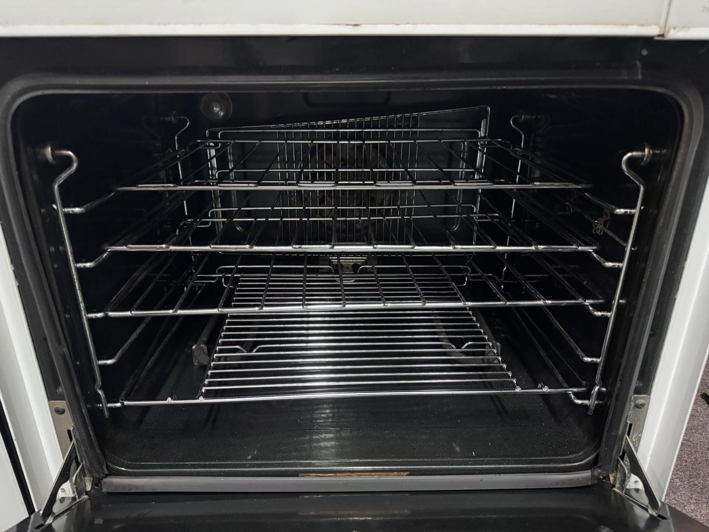 Chef Fan Forced Electric Wall Oven, 6 months warranty (32354 RM1)