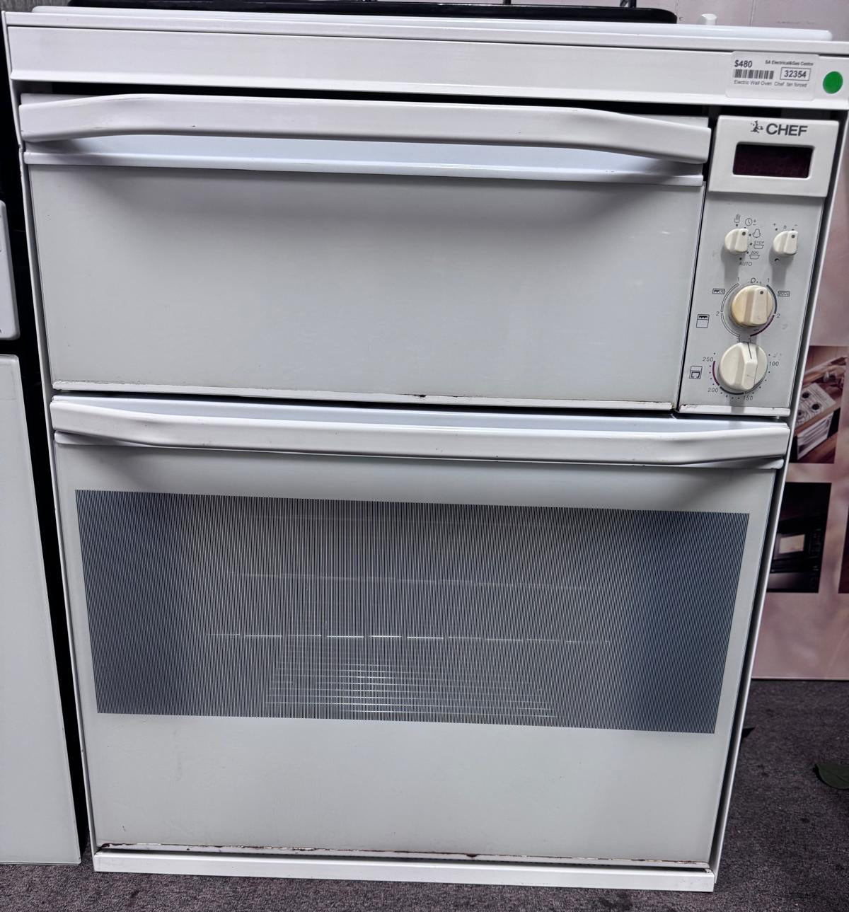 Chef Fan Forced Electric Wall Oven, 6 months warranty (32354 RM1)