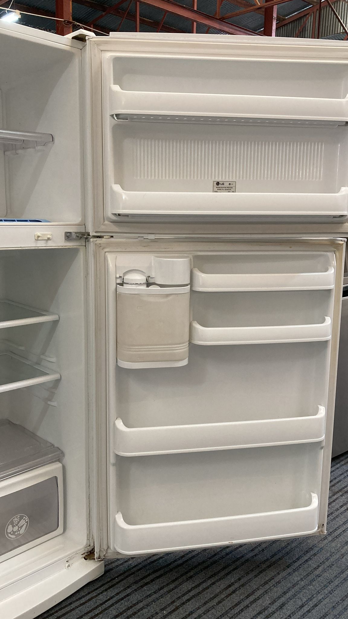 LG Top Mount Fridge Freezer 560L, GR642APA 32439