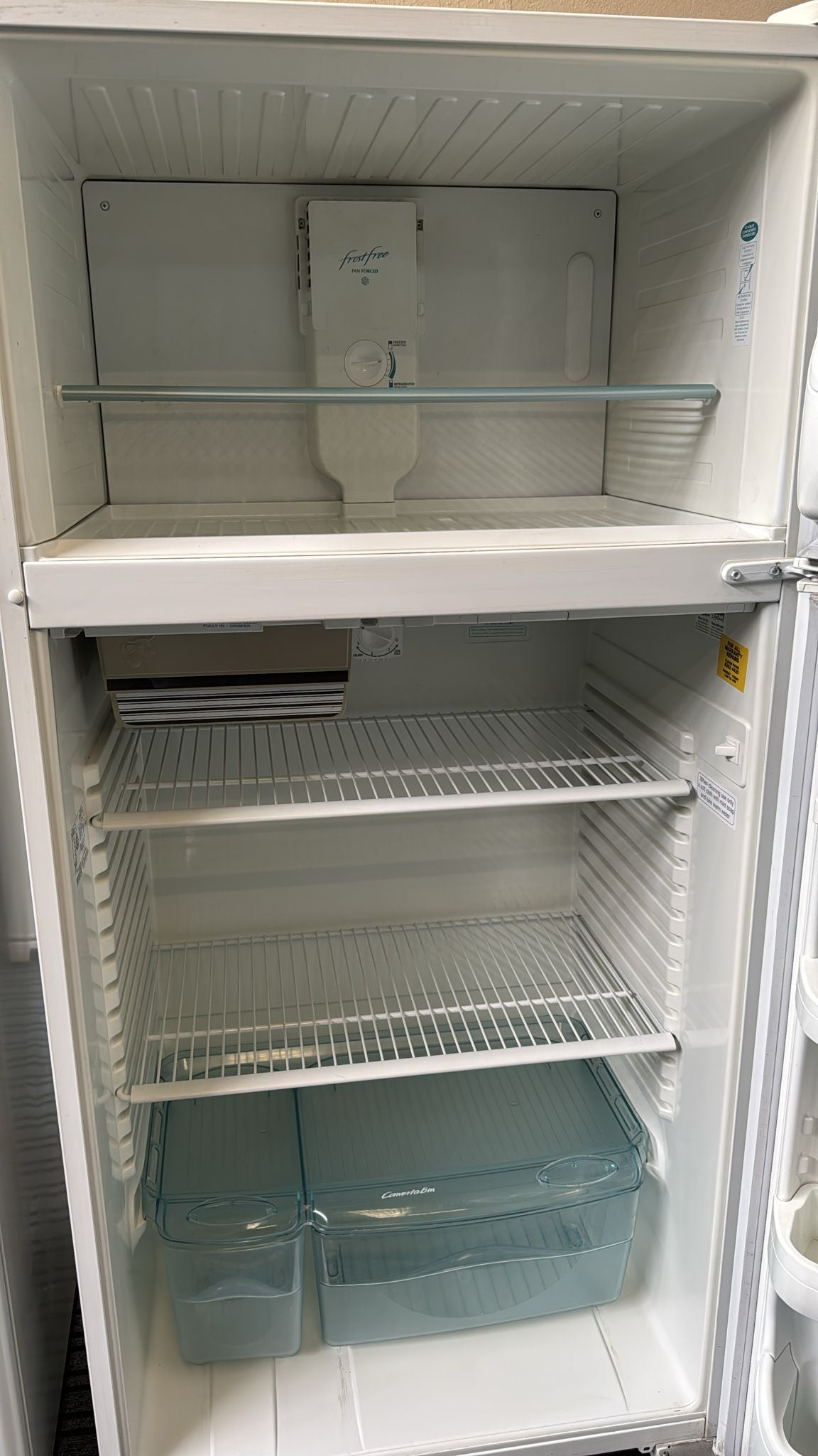 Westinghouse 530L Top Mount Fridge Freezer RJ532S-R (32530)