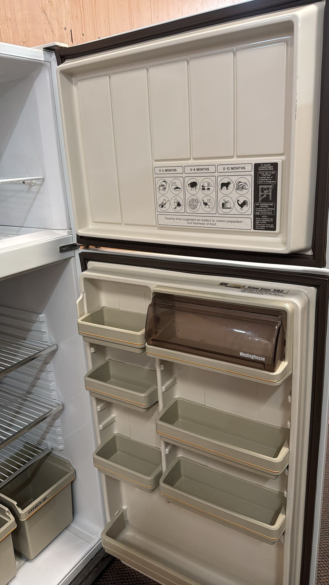 Westinghouse Top Mount Fridge Freezer Frost Free 392L (32537)