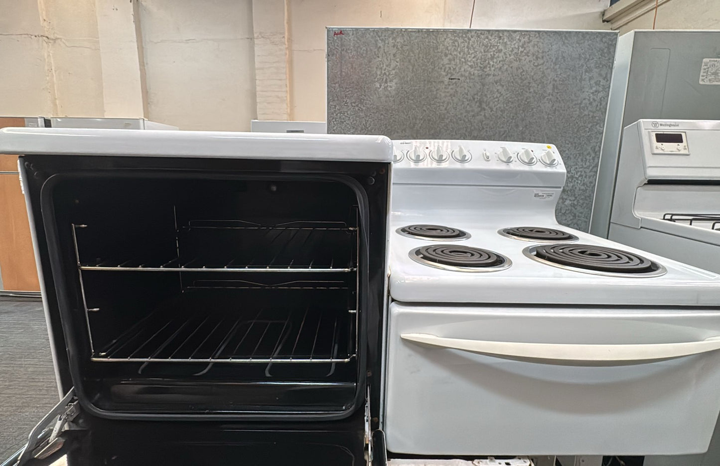 Chef Electric Elevated Stove, EEC1230W-L (32654)
