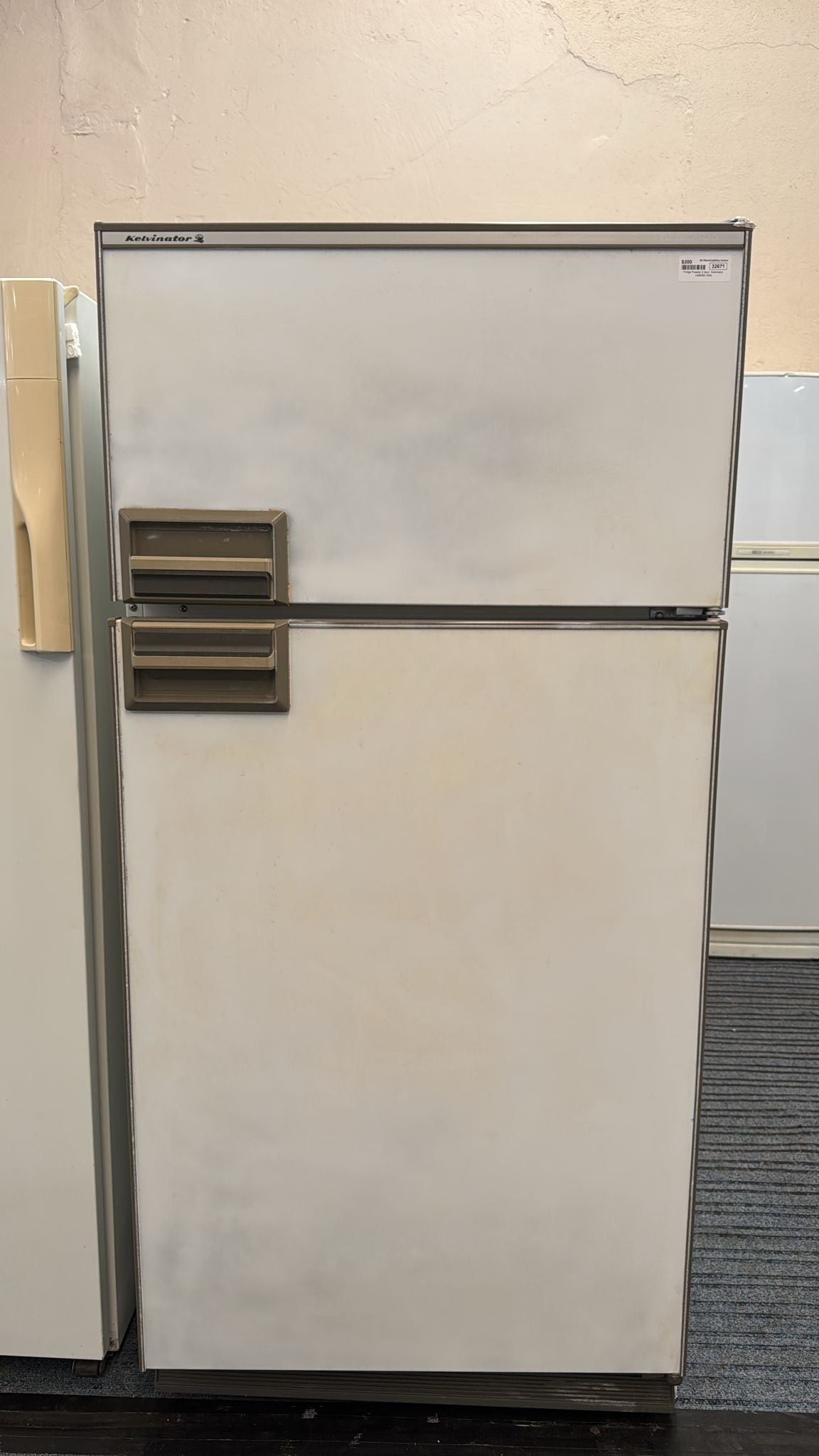 Kelvinator Top Mount Fridge Freezer N480SD 500L (32671)
