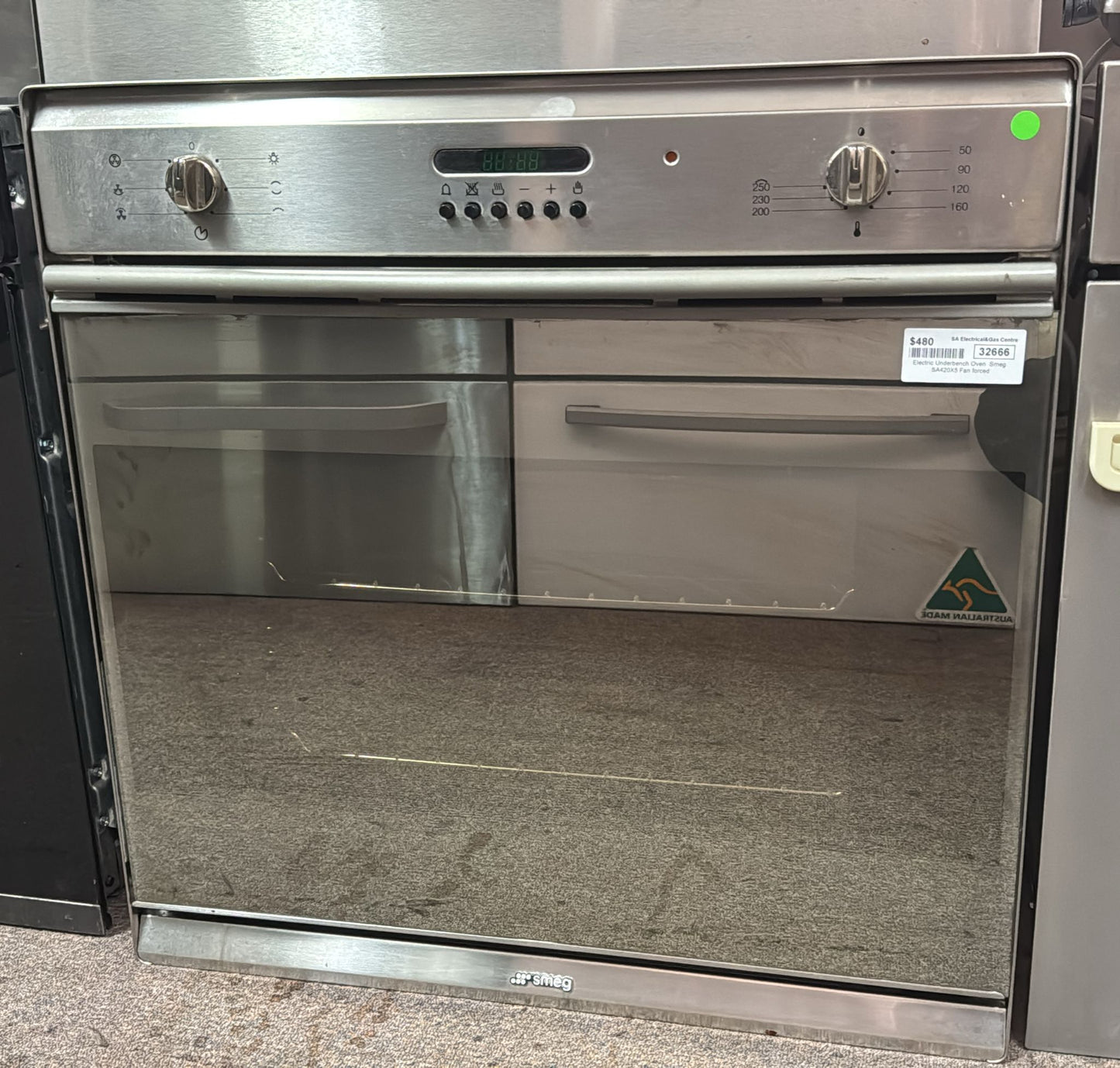 Smeg Fan Forced Electric Underbench Oven 60cm, SA420X5 (32666)