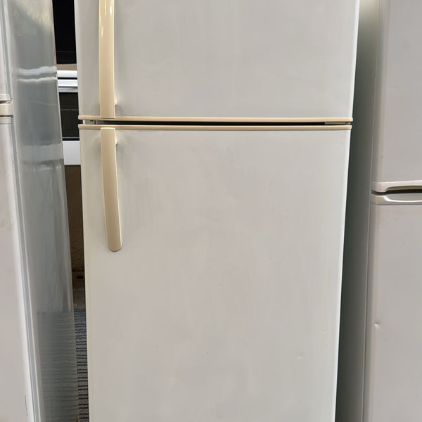 Kelvinator Top Mount Fridge Freezer N410HR 410L (32731)