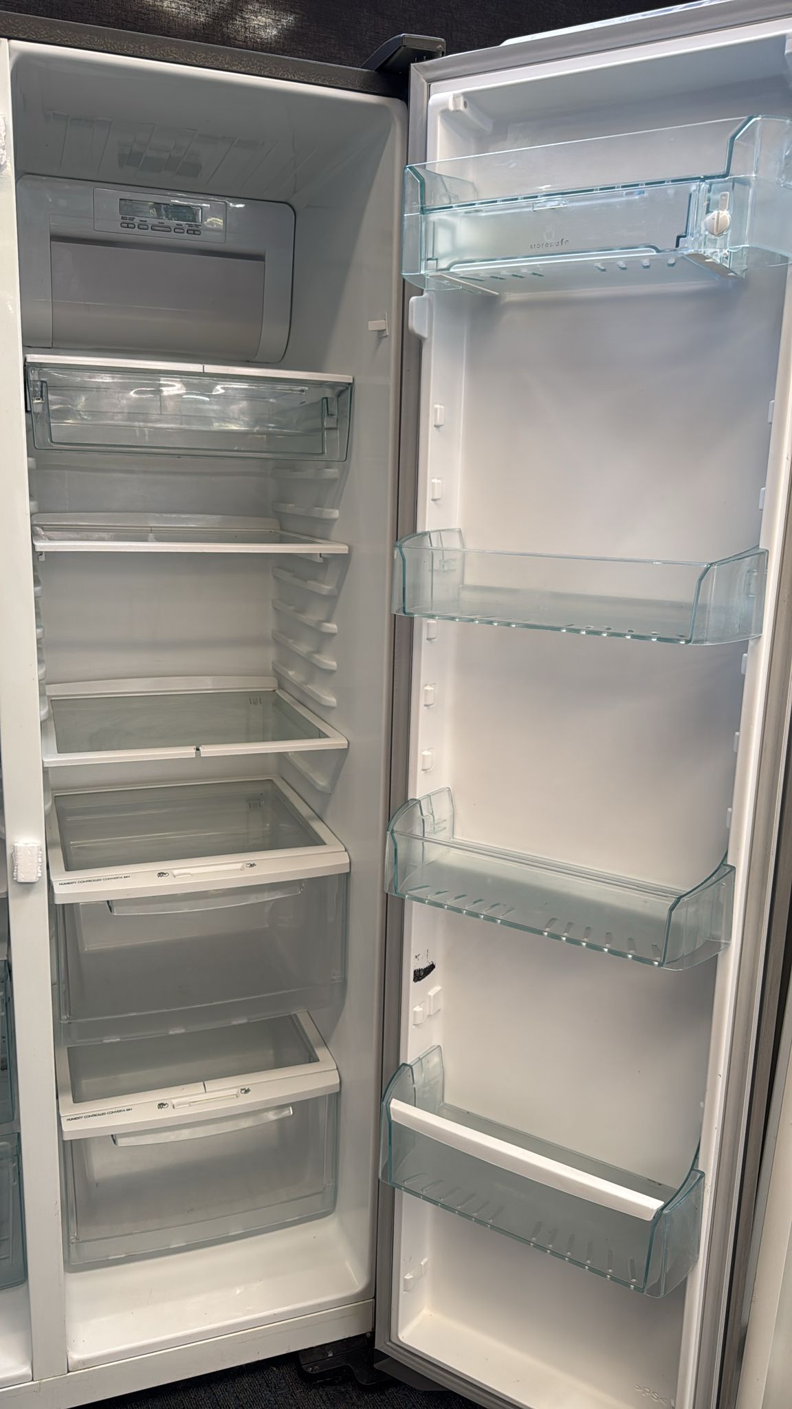 Westinghouse Side by Side Fridge Freezer 606L WSE6100SF (32733)