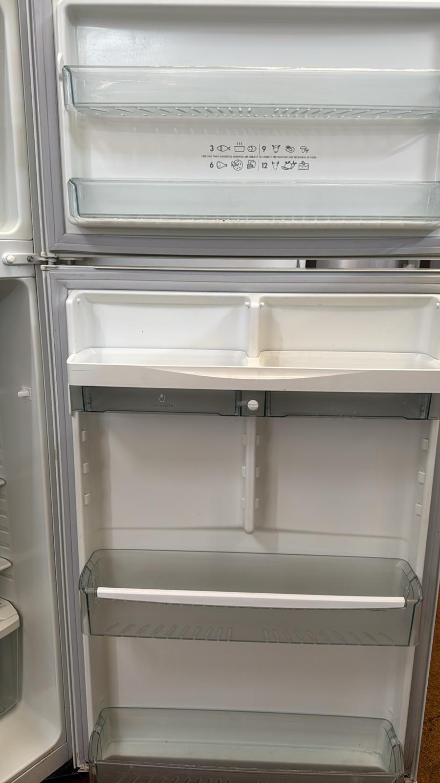 Westinghouse 517L Top Mount Fridge Freezer, RJ522VR (32748)