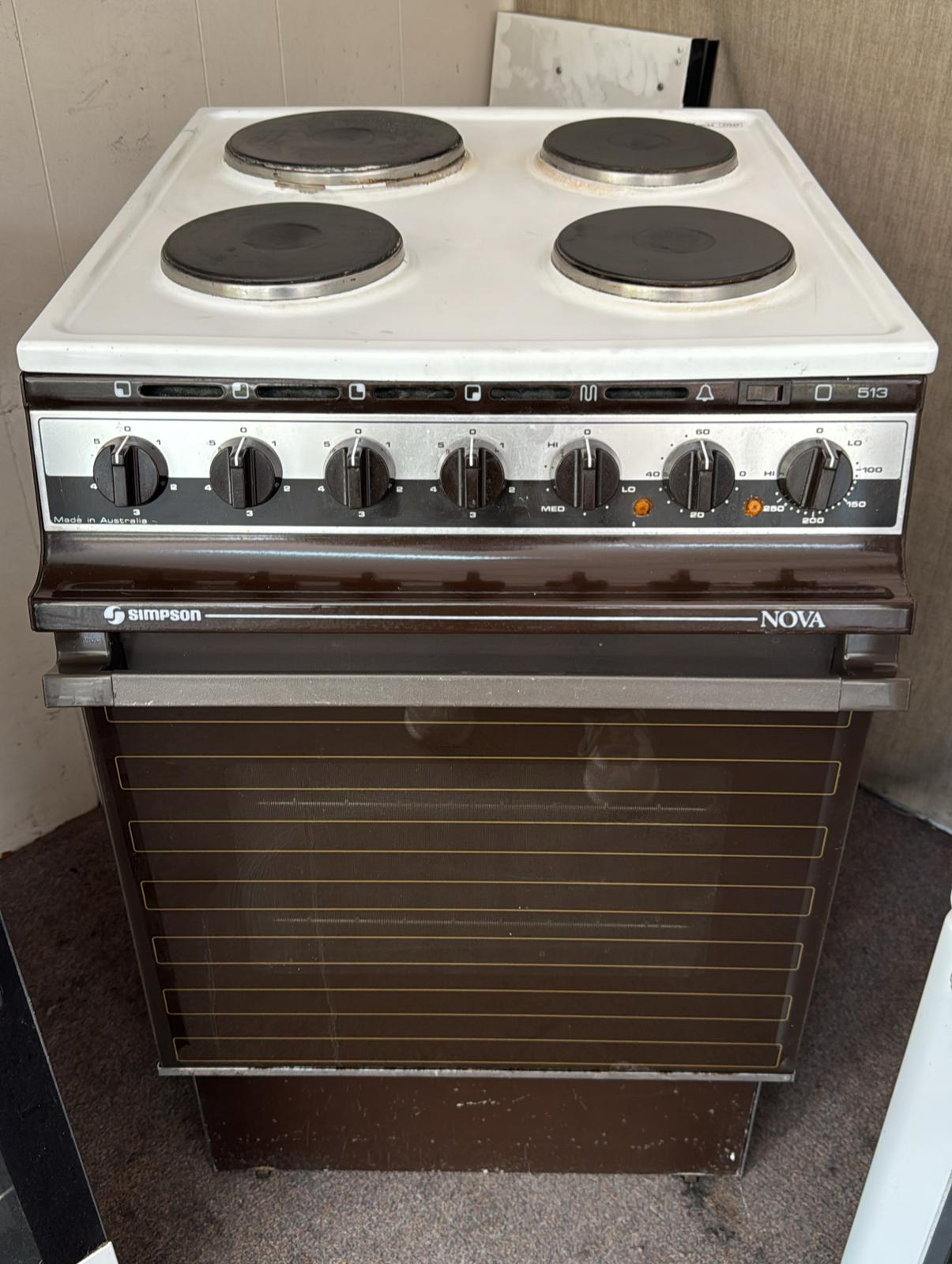 Simpson Freestanding Electric Stove- Nova (32867)