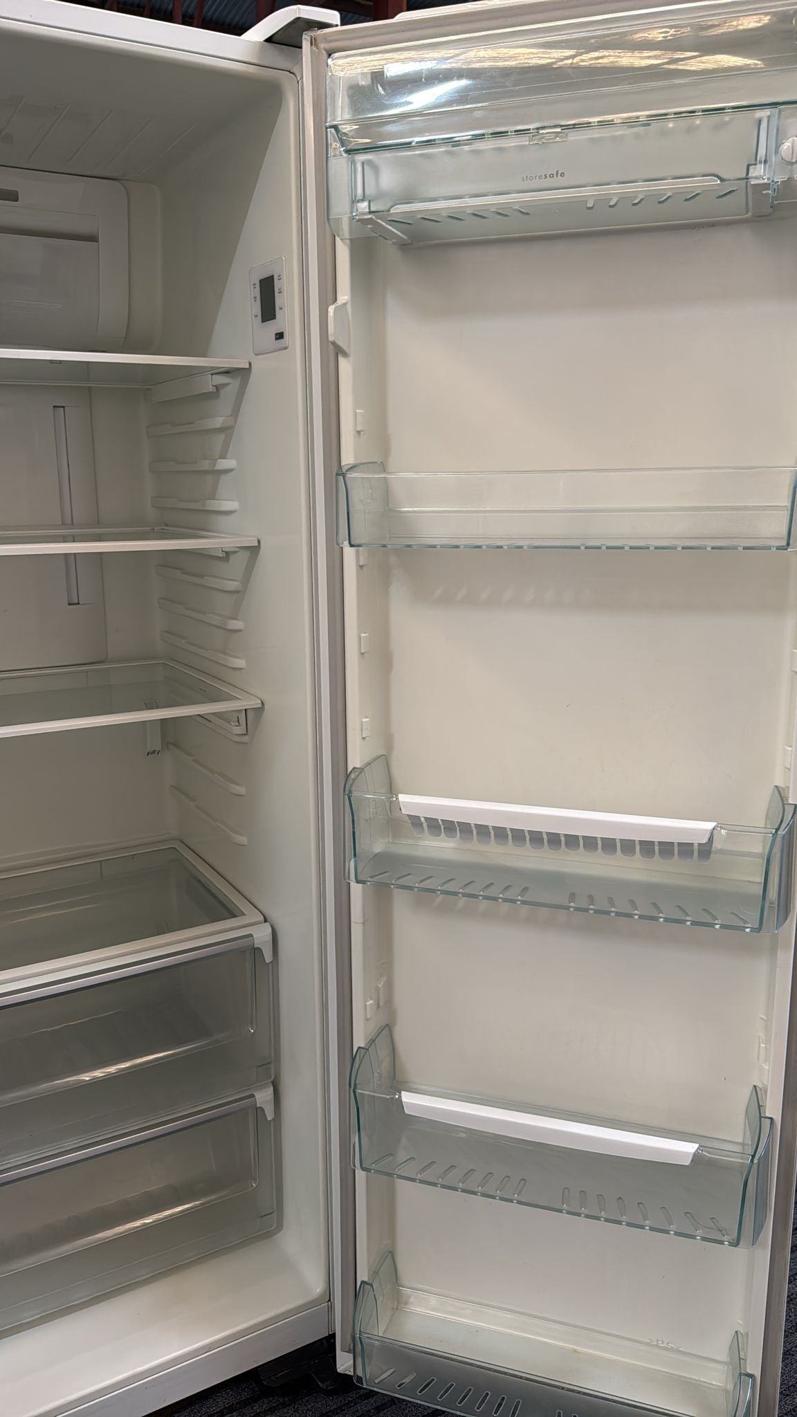 Westinghouse Side by Side Fridge Freezer 700L WSE7000SA (32882)