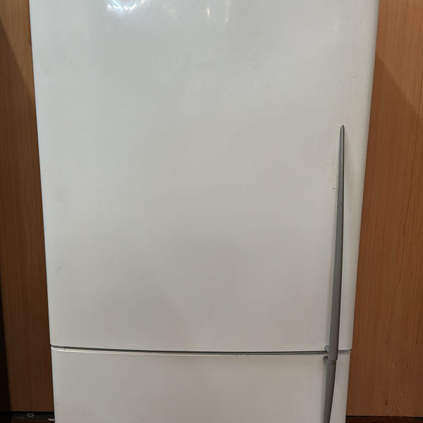 Fisher & Paykel Bottom Mount Fridge Freezer 519L, E522B (32761)