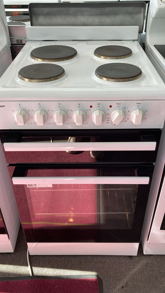 Chef 54cm Upright Cooker Freestanding Electric Stove 533 (33101)