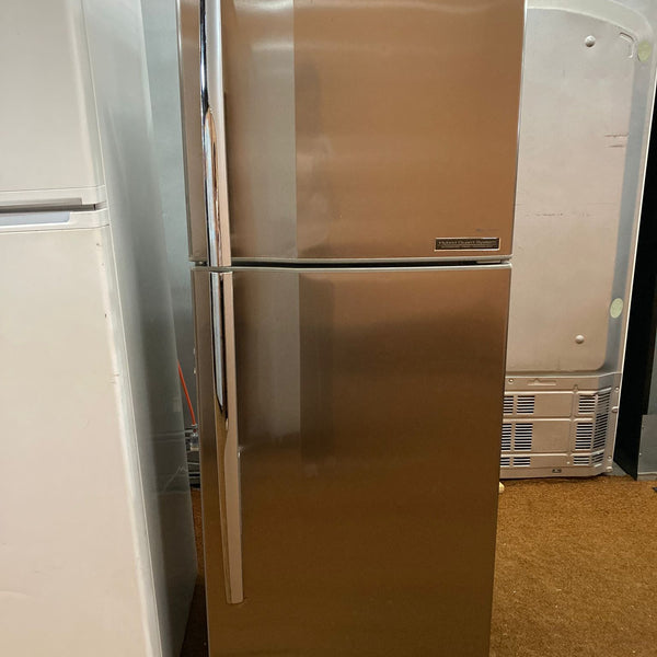 Toshiba Top Mount Fridge Freezer 322L, GRM32DA (33149)