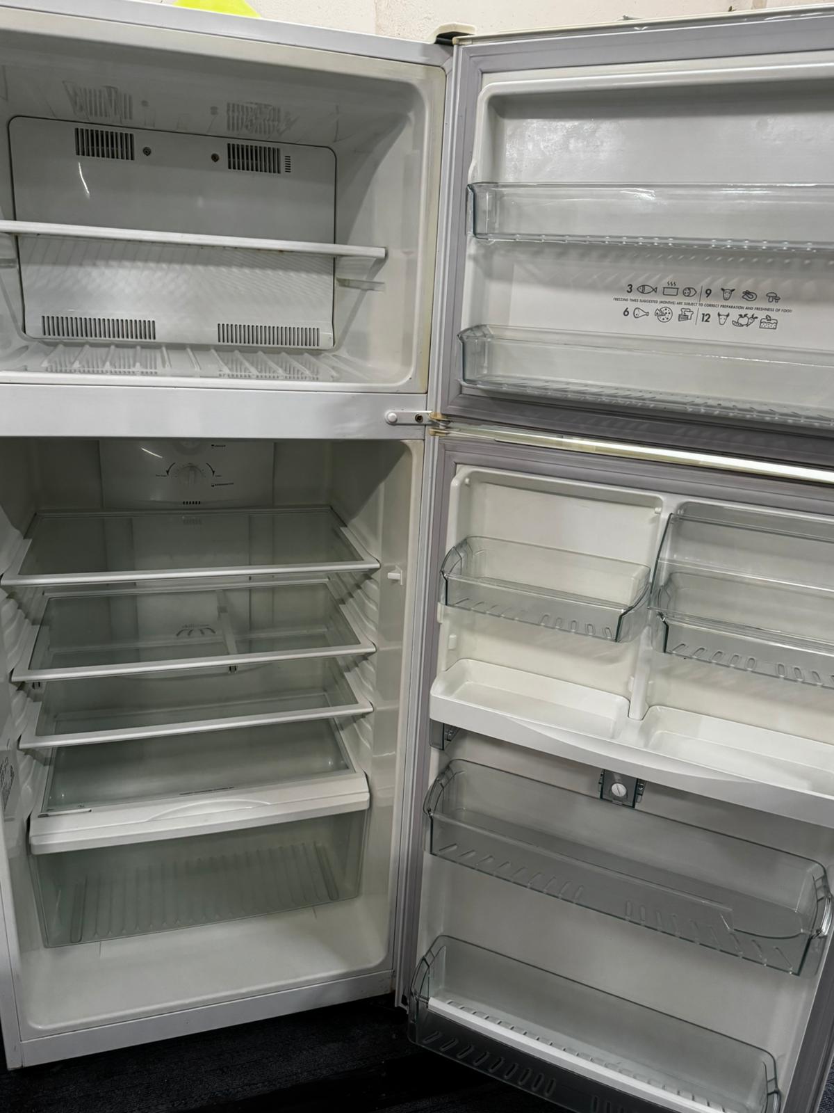Westinghouse Top Mount Fridge Freezer RJ422VR 416L (33156)